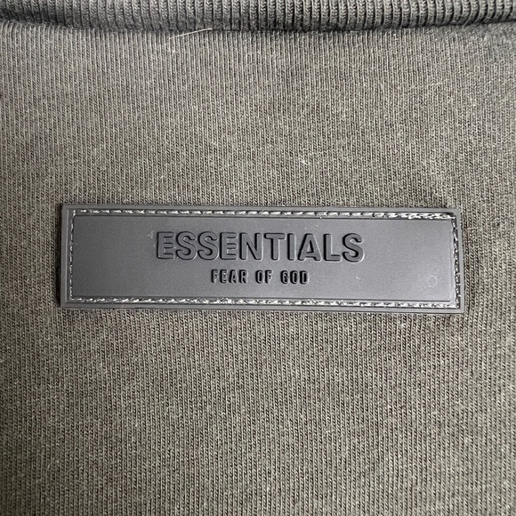 Fear Of God Essentials Men's Off Black Oversized Short Sleeve T-Shirt XL - Picture 9 of 14